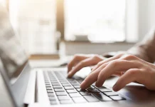 Bogus copyright claims making political stories disappear