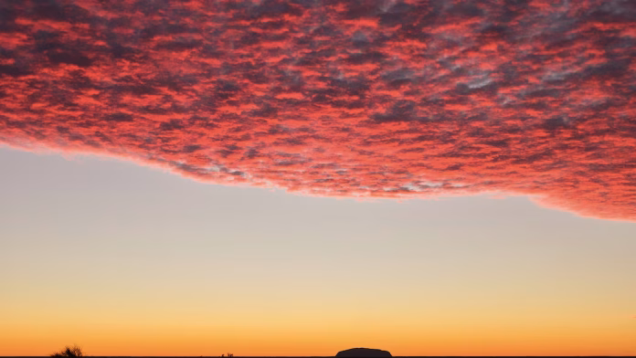 uluru_DSCF1306_ukHR_16x9.jpg
