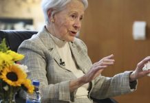 Kansas political trailblazer Nancy Landon Kassebaum Baker dies at 94 | KCUR