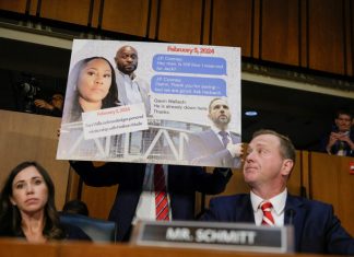 WATCH: Schmitt suggests Jack Smith perjured himself about a basketball game, but mixes up 2 teams