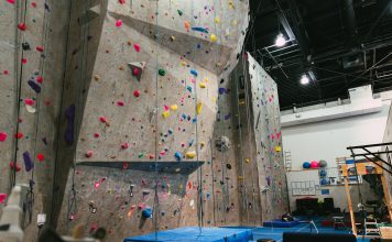 ‘Do things that scare you’: UNC’s climbing programs offer challenges, avenues to bond – The Daily Tar Heel