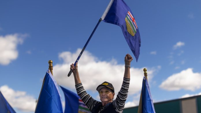CP176247456-960x540.jpg