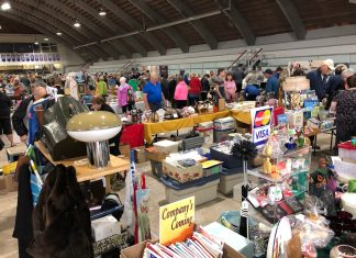 Get there early, Manitoba’s largest flea market returns Sunday – PembinaValleyOnline.com