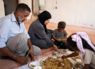 Funding shortfall forces the World Food Programme to cut food assistance by half in the West Bank