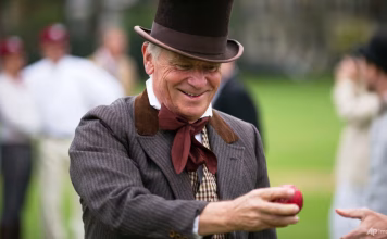 Bestselling British novelist Jeffrey Archer dies at 86