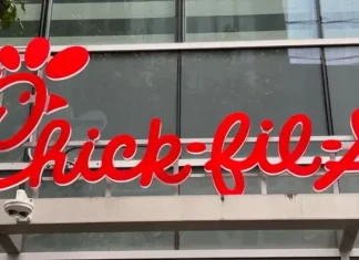 Chick-fil-A takes a stand against fast-food drive-thru AI trend