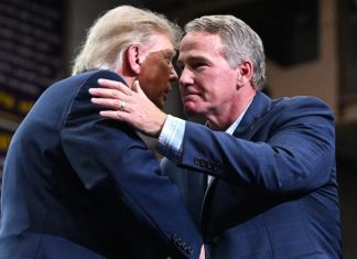 Trump fights on home turf as Democratic midterm hopes rise