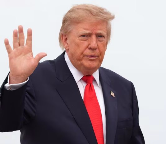 'The U.S. is quite firmly on the side of Russia': Ambassador on diesel deal, Trump's rhetoric