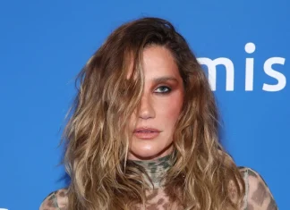 Kesha Announces Surprise Release of Music Video For 16-Year-Old Song ‘Backstabber’