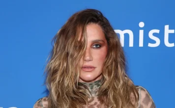 Kesha Announces Surprise Release of Music Video For 16-Year-Old Song ‘Backstabber’